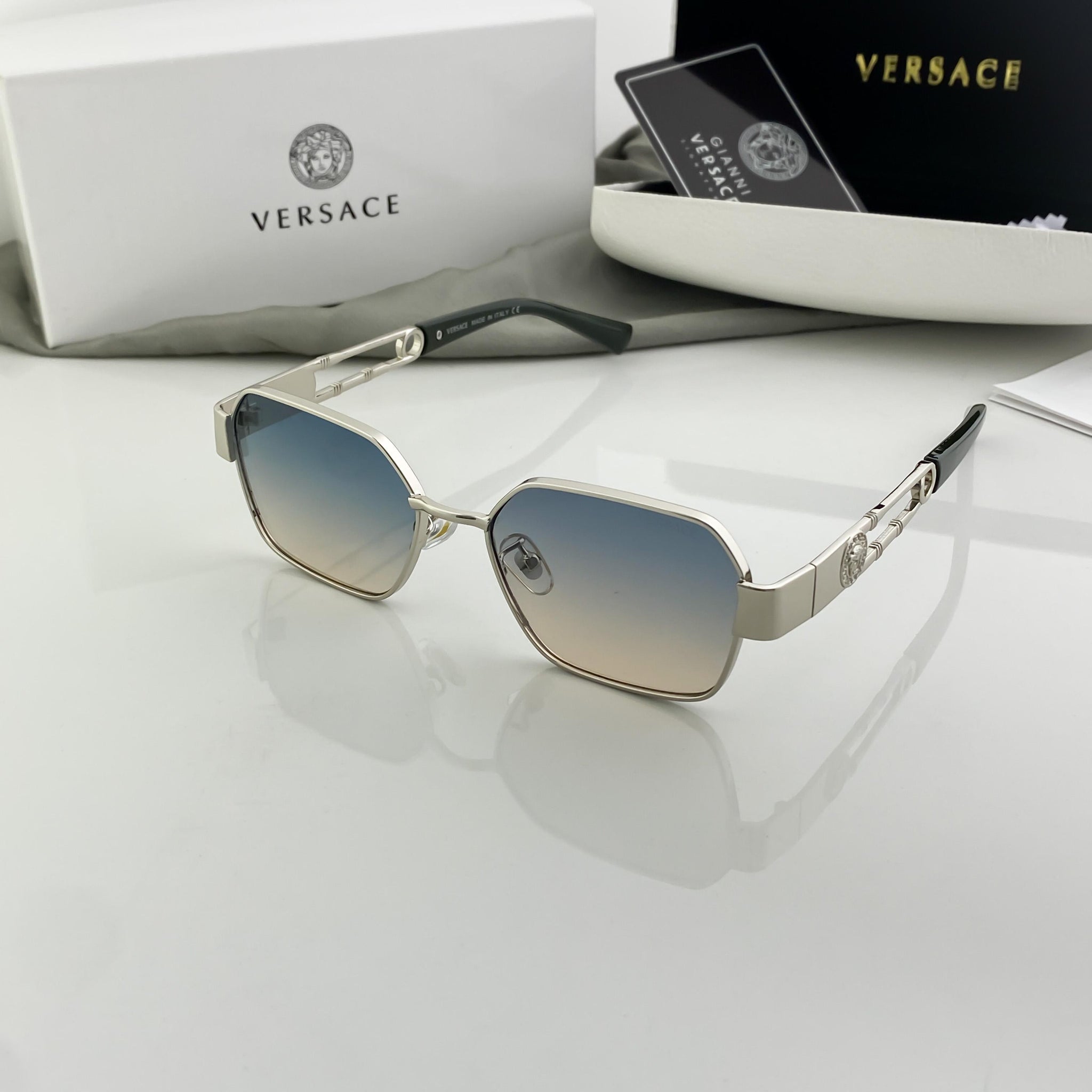 VER_SACE SILVER BLUE SHADED 439