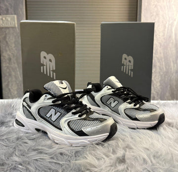 New_Balance-530-trainers-White-Black