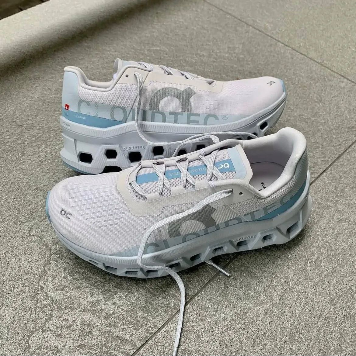 On cloud_Monster Frost Wash